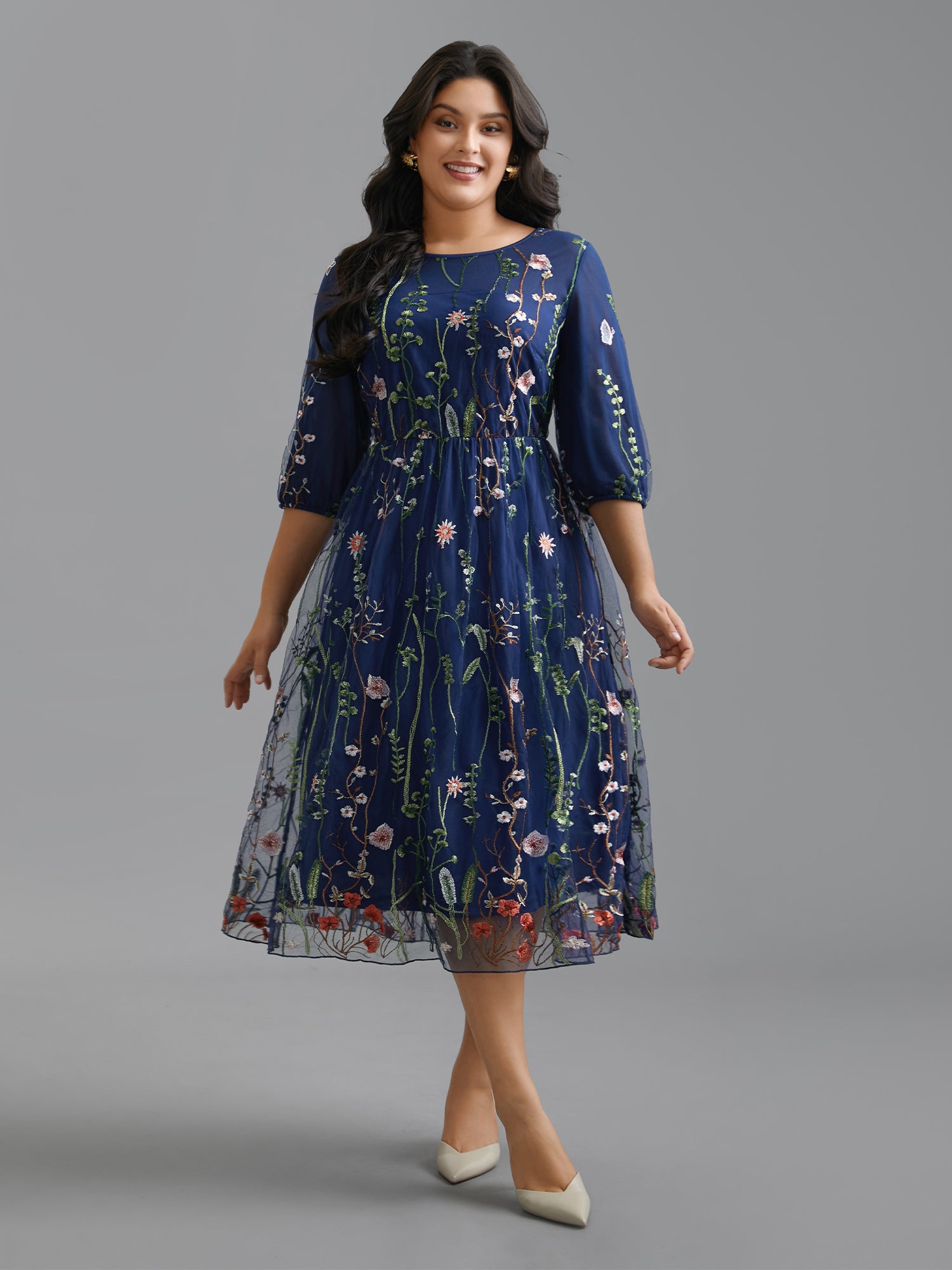 Floral Embroidered Elastic Waist Lined Midi Dress