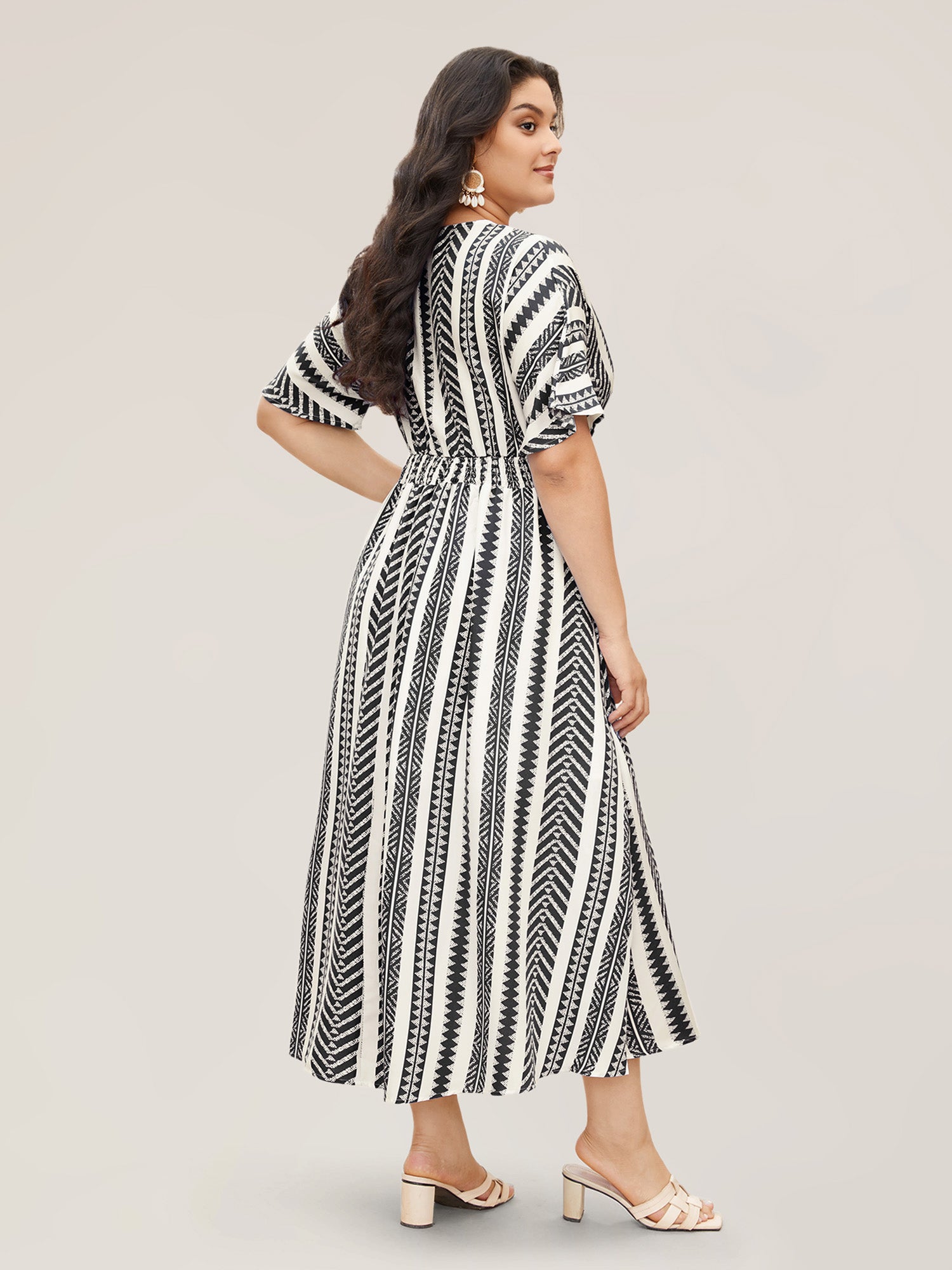 Solid Geometric Dolman Sleeve Pocket Shirred Split Hem Dress