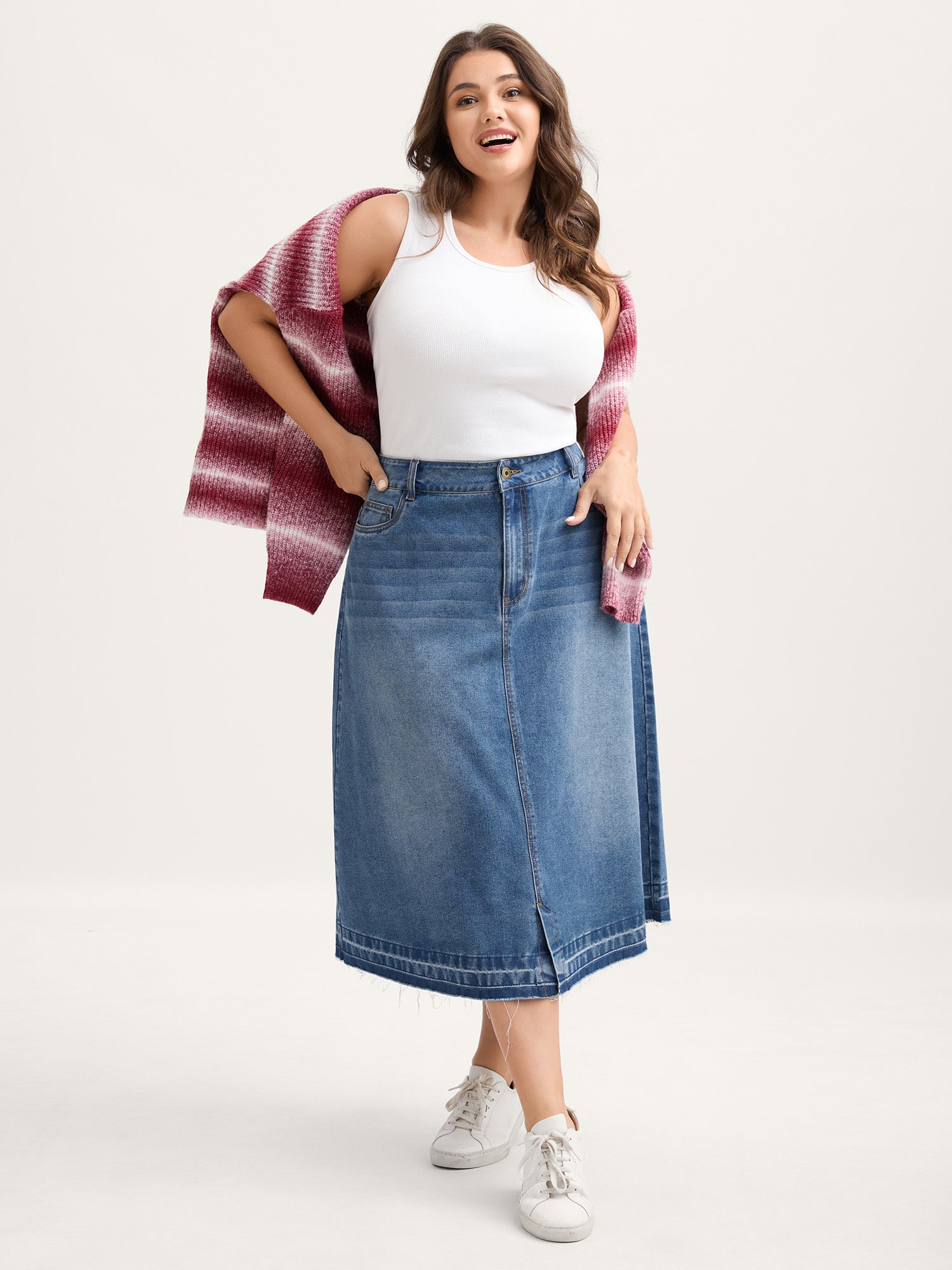 Faded Wash Slit Hem Denim Skirt