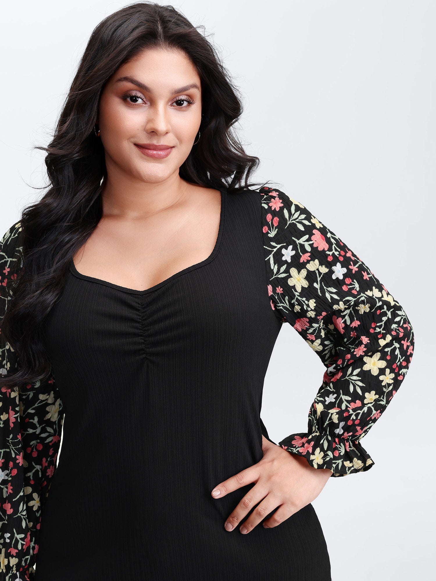 Textured Spliced Floral Sleeves Top