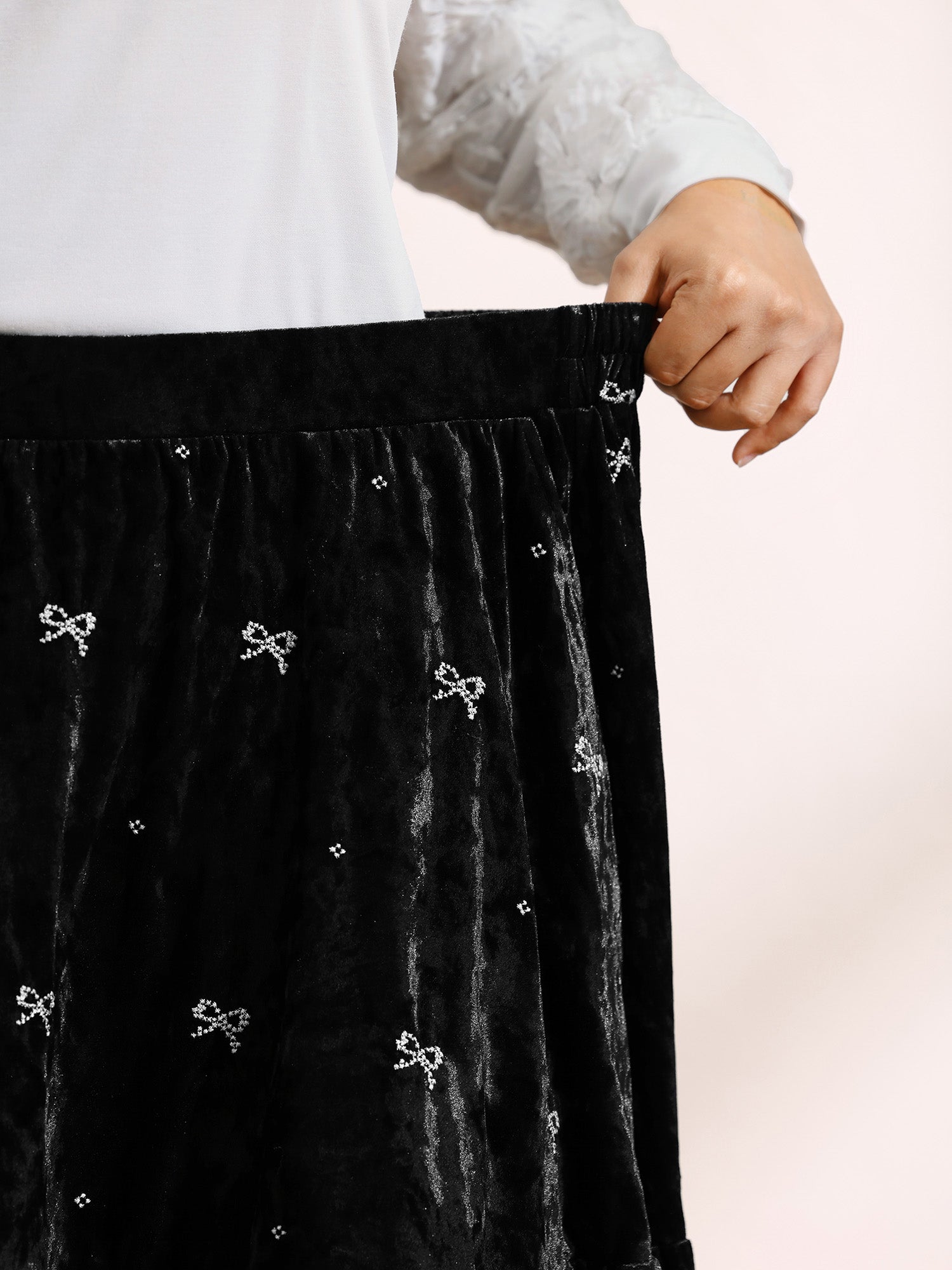 Velvet Bowknot Ruffled Mini Skirt