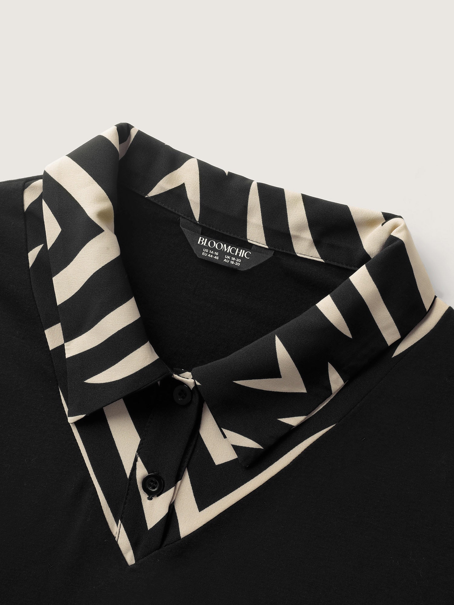 Geometric Print Mixed Material Knit Top