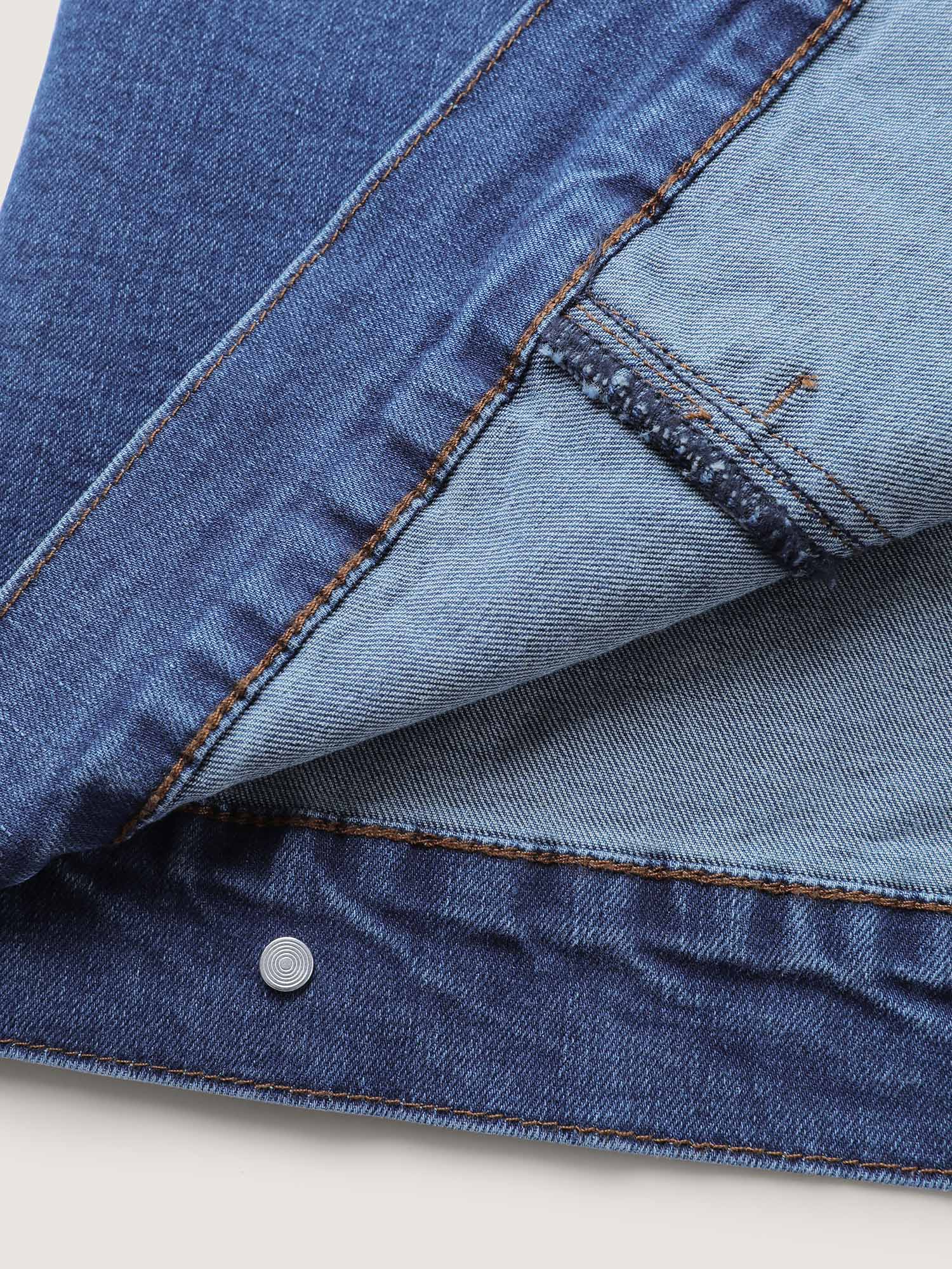 Seamed Chest Pockets Button Denim Jacket