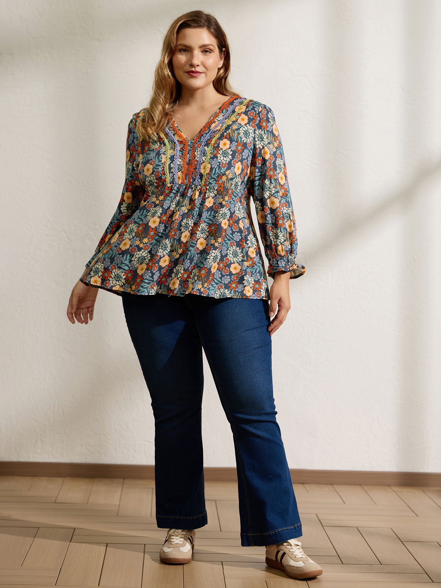 Cozy Floral Print Lace Trim Blouse